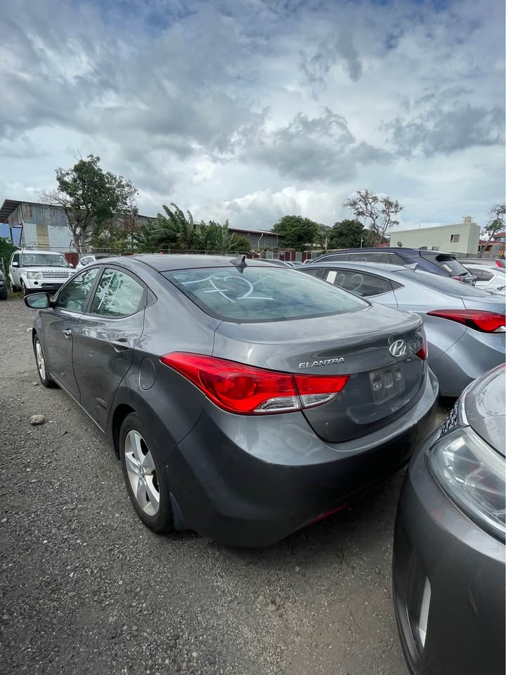 2012 Hyundai Elantra - foto 3