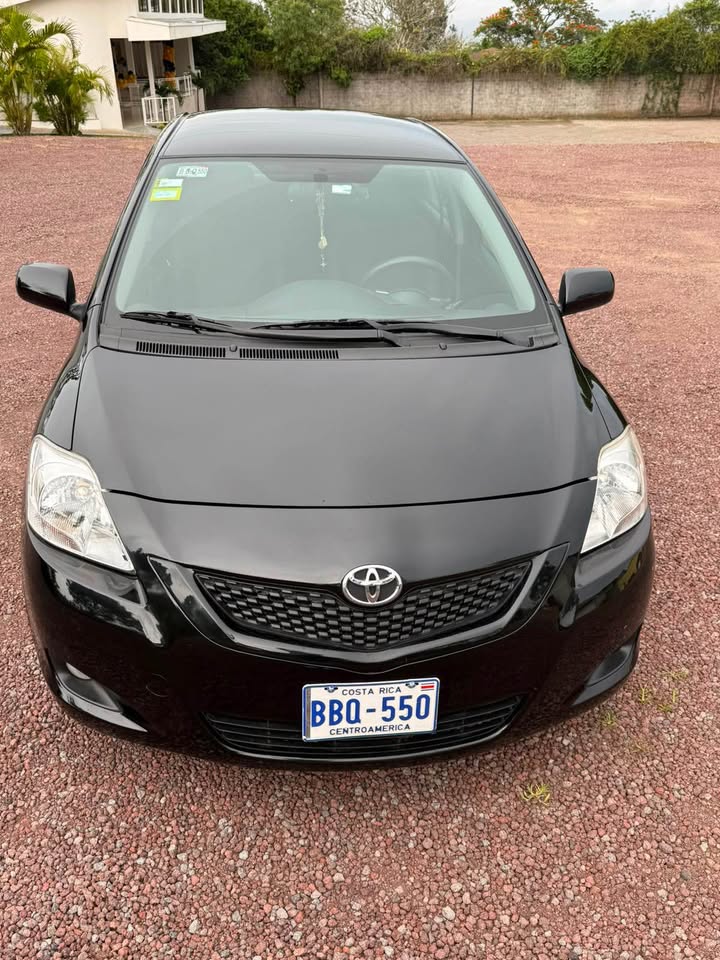 2012 Toyota Yaris - foto 3
