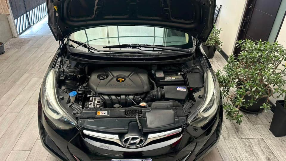 2016 Hyundai Elantra - foto 4
