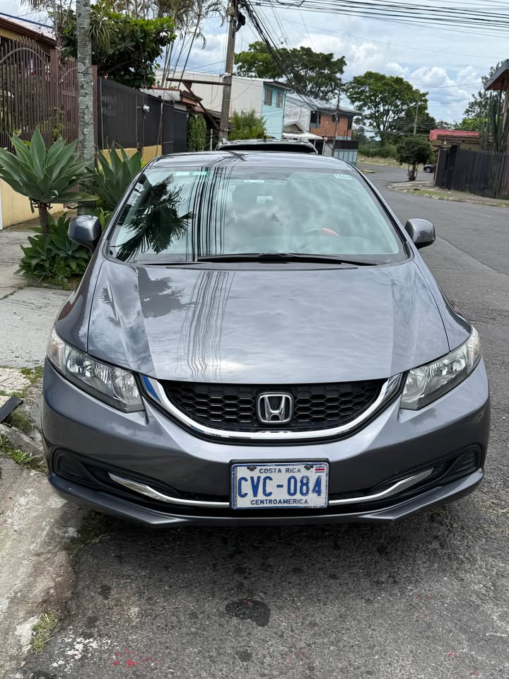 2013 Honda Civic - foto 2