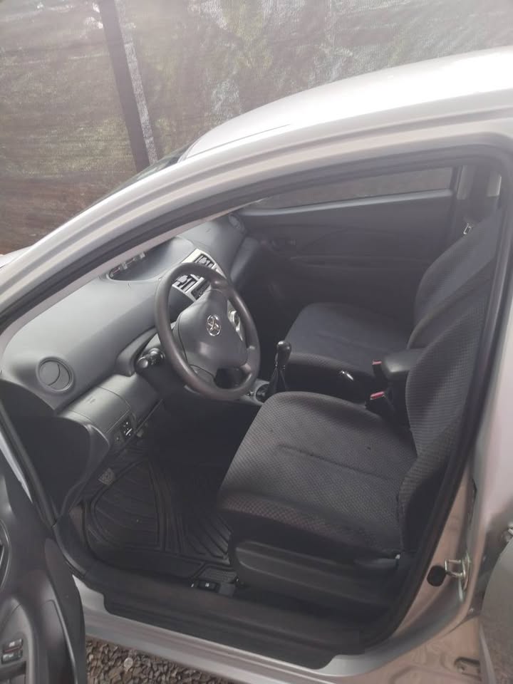2007 Toyota Yaris - foto 5
