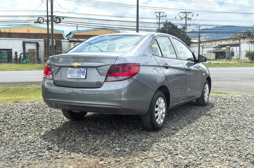 2022 Chevrolet Aveo - foto 3