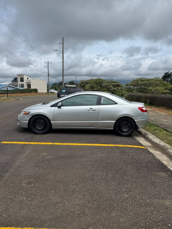 2010 Honda Civic - foto 4