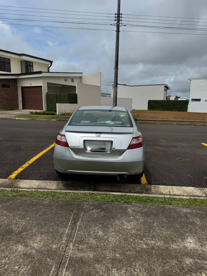 2010 Honda Civic - foto 5