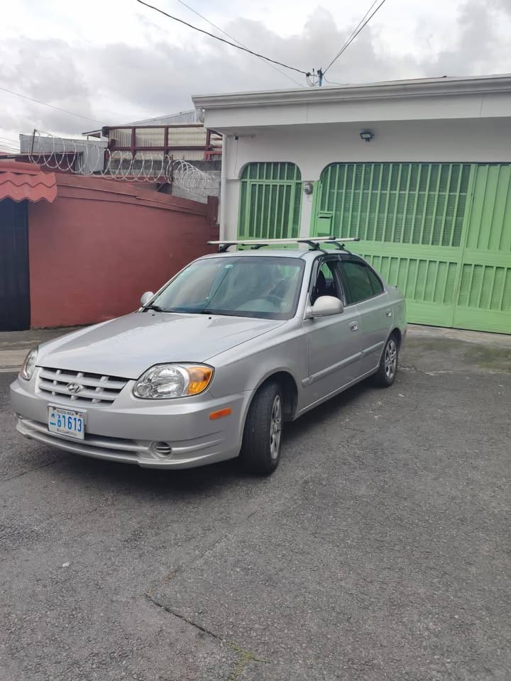 2003 Hyundai Accent - foto 3