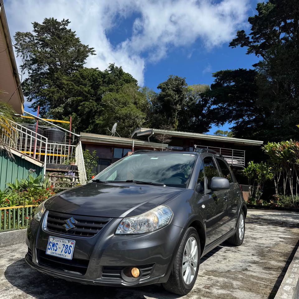 2013 Suzuki SX4 - foto 3