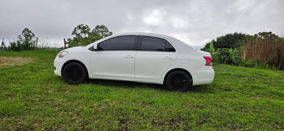2012 Toyota Yaris - foto 3