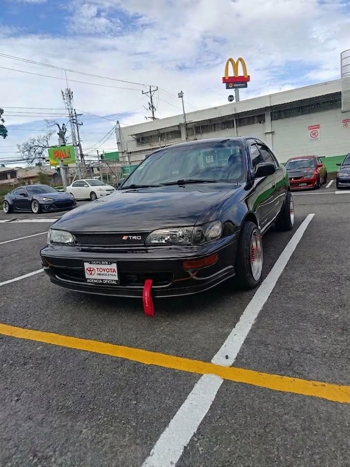 1995 Toyota Corolla - foto 2