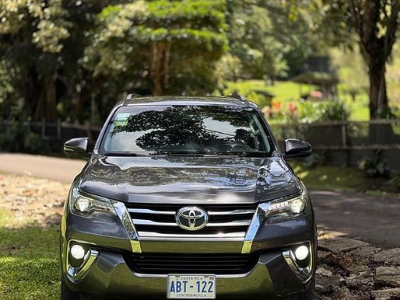 2019 Toyota Fortuner - foto 3