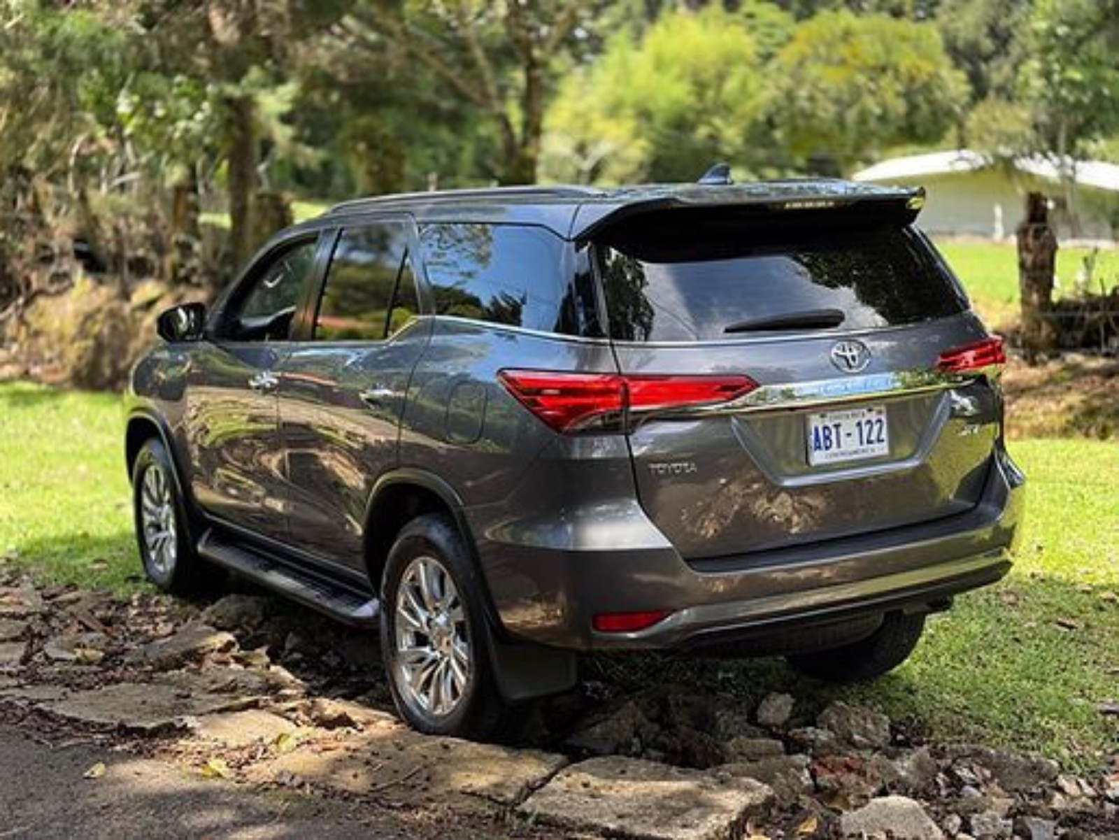 2019 Toyota Fortuner - foto 5
